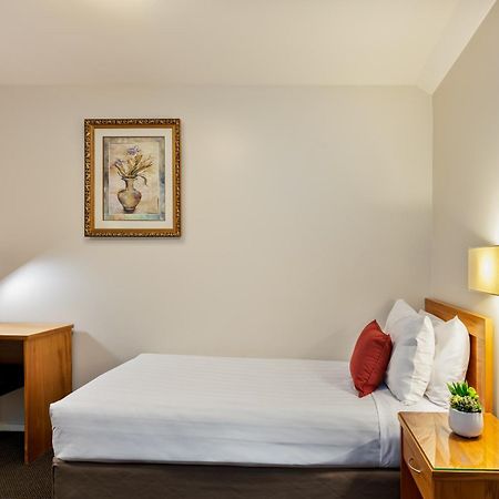 Best Western Newmarket Inn & Suites Auckland Exterior photo
