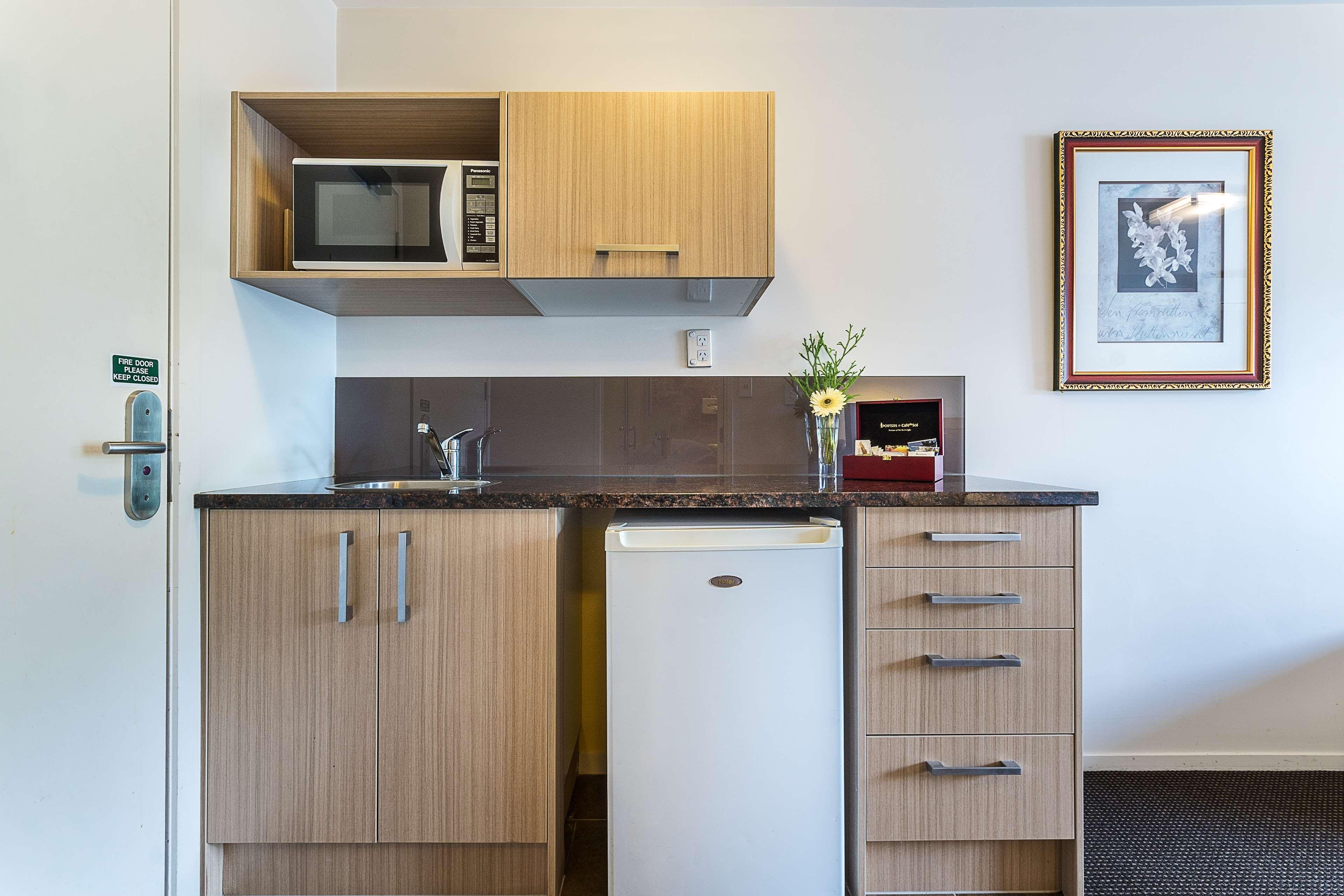 Best Western Newmarket Inn & Suites Auckland Exterior photo