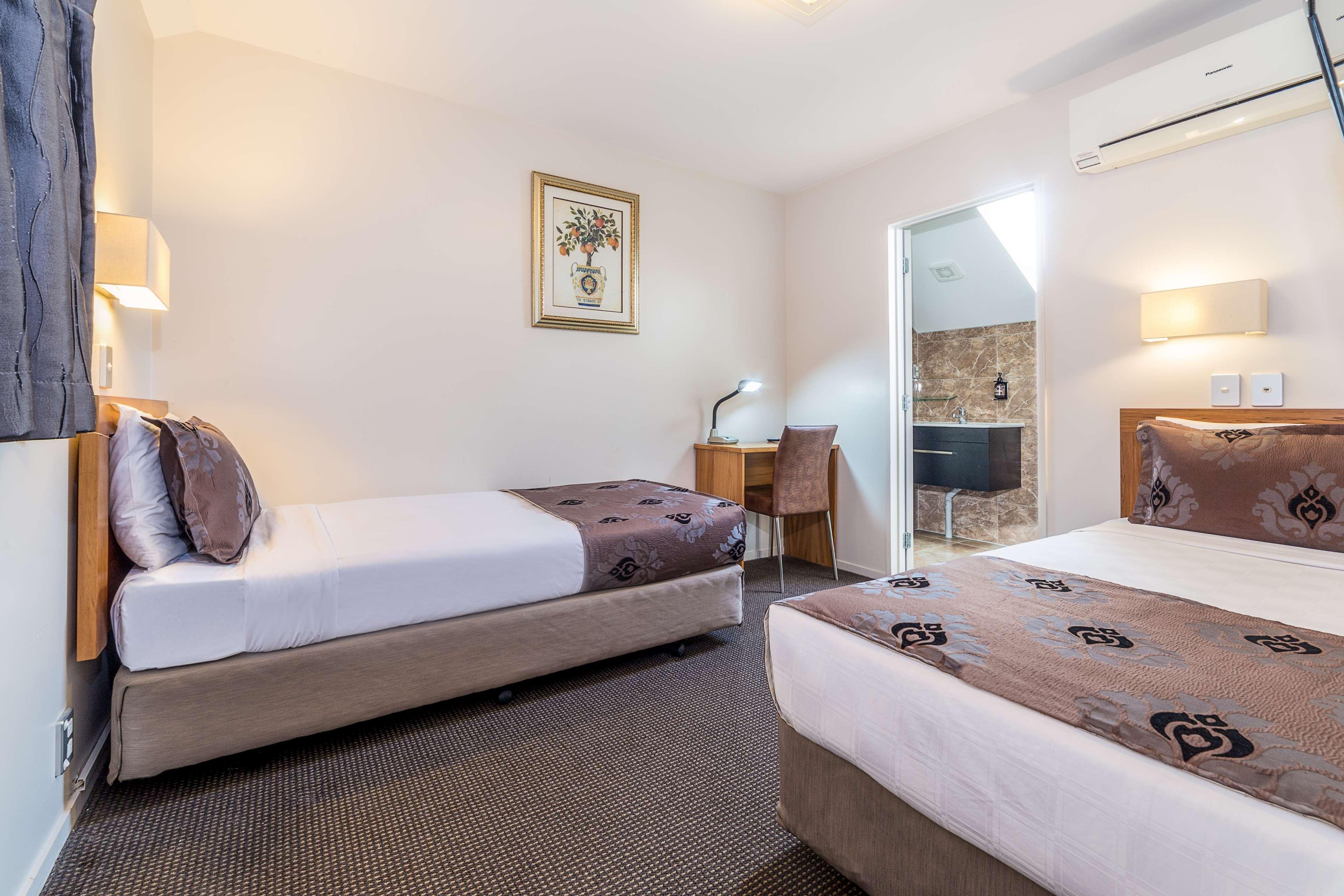 Best Western Newmarket Inn & Suites Auckland Exterior photo