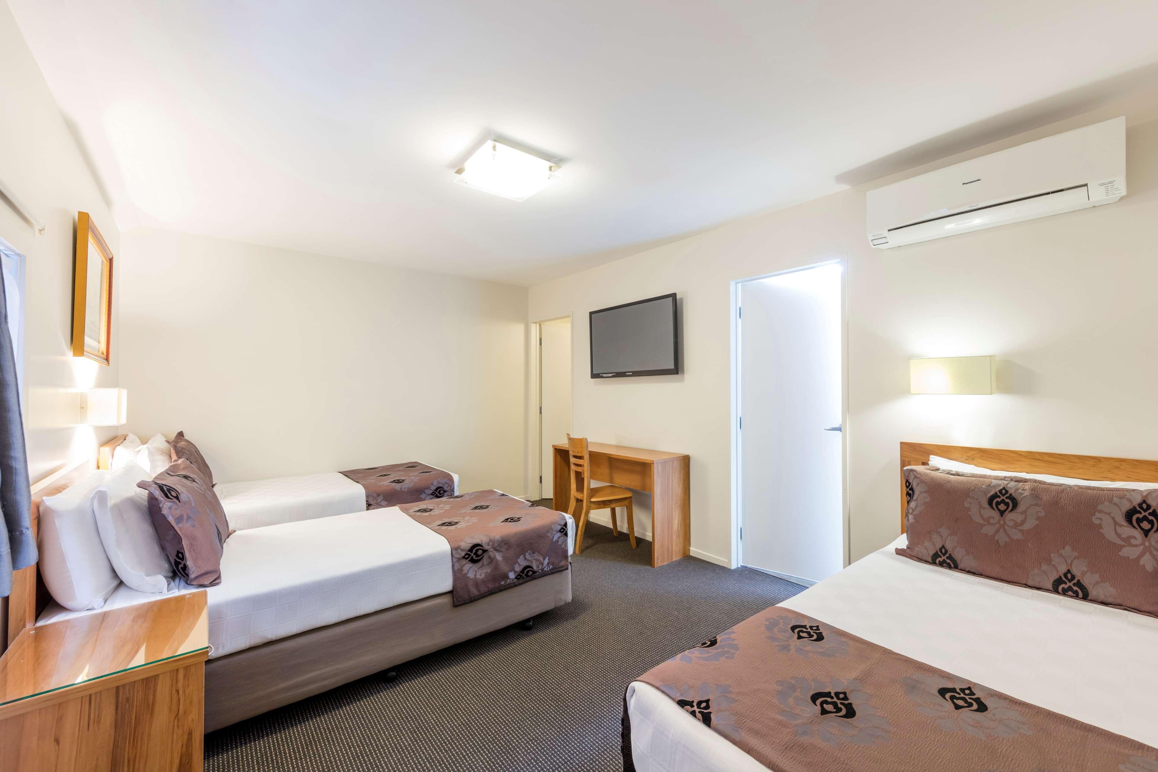 Best Western Newmarket Inn & Suites Auckland Exterior photo