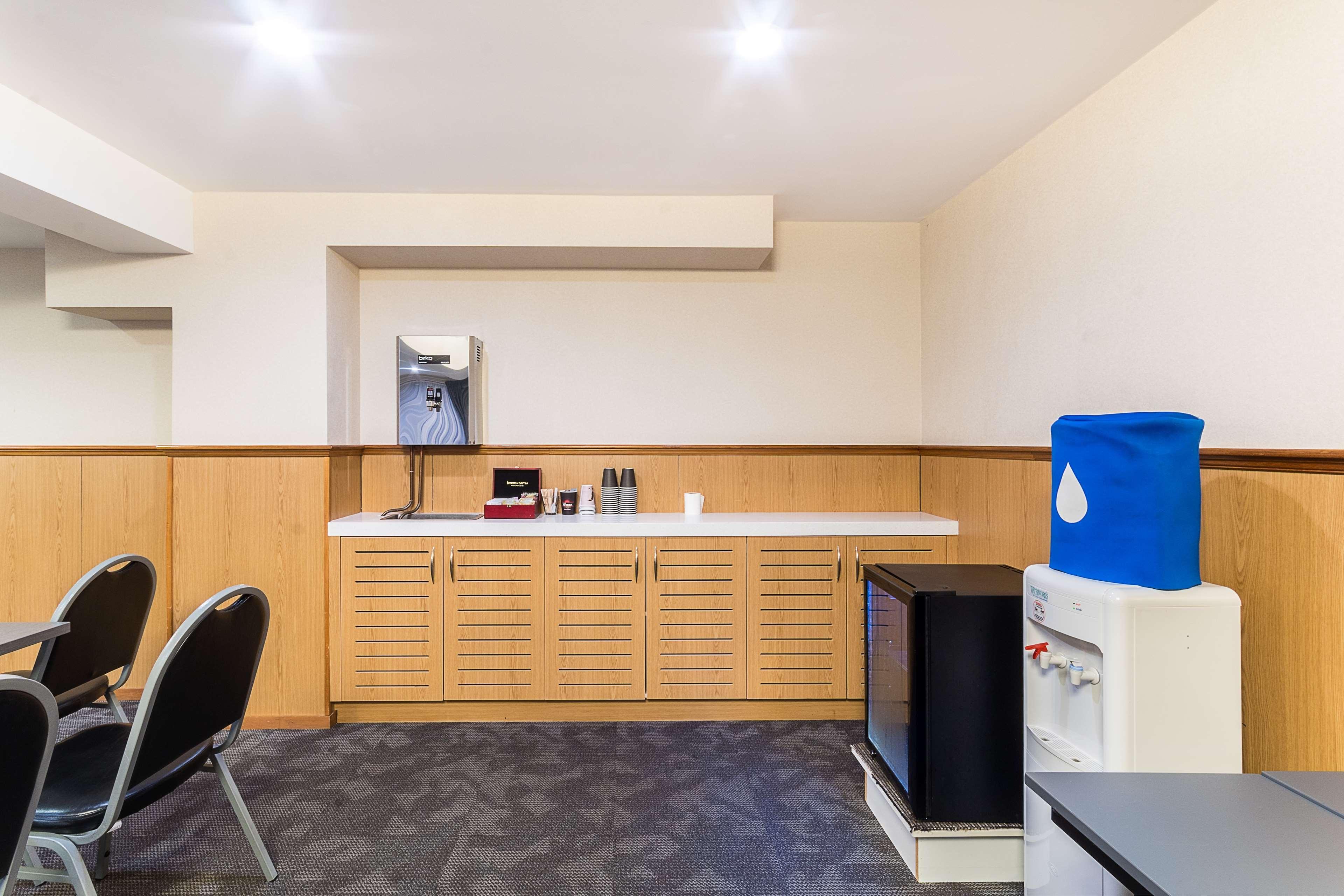 Best Western Newmarket Inn & Suites Auckland Exterior photo