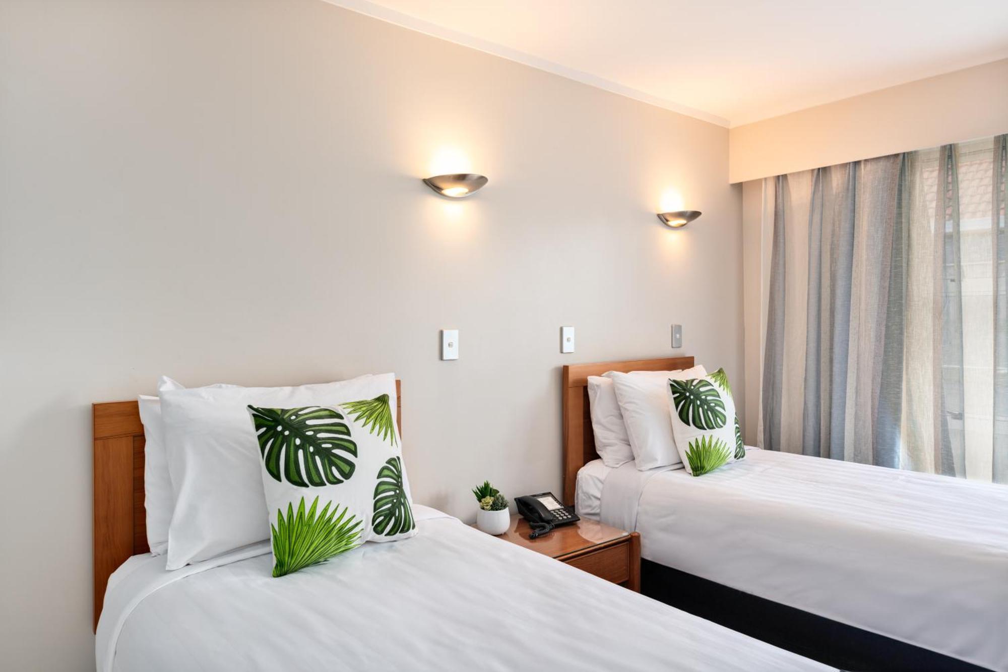 Best Western Newmarket Inn & Suites Auckland Exterior photo