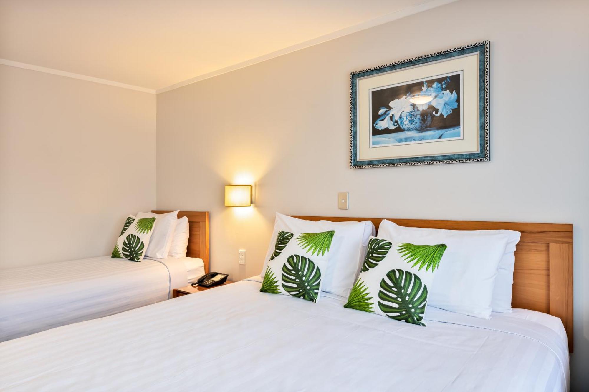 Best Western Newmarket Inn & Suites Auckland Exterior photo