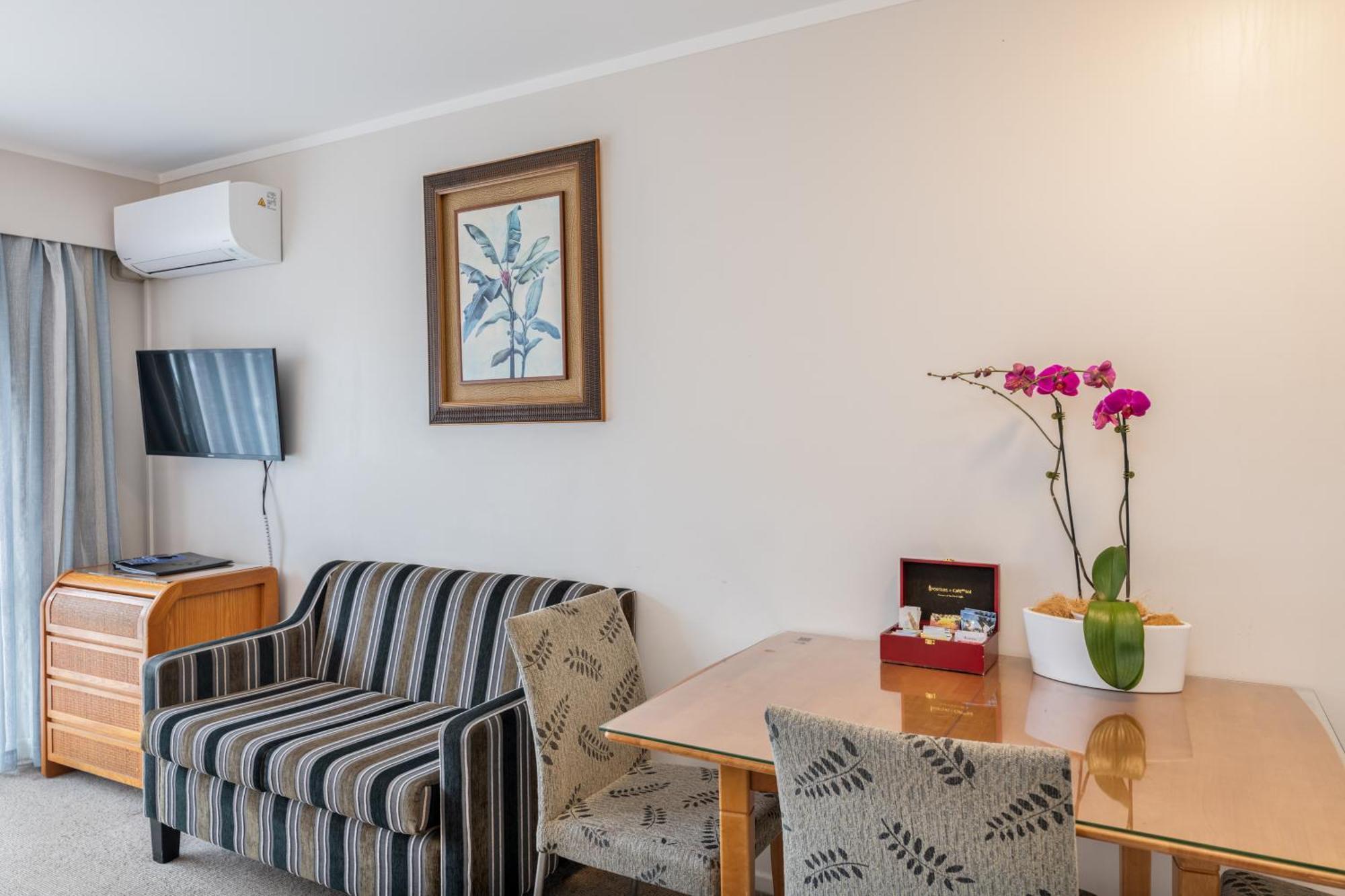 Best Western Newmarket Inn & Suites Auckland Exterior photo